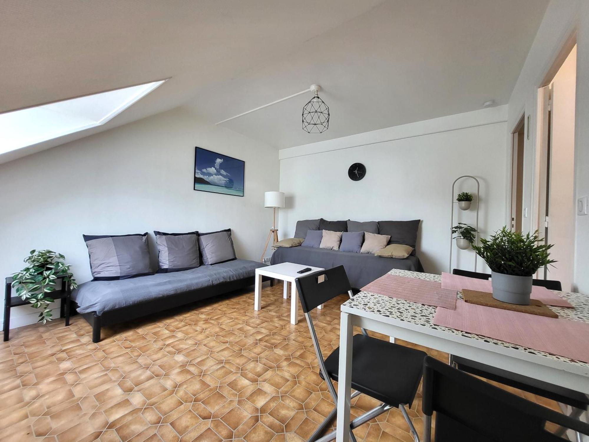 St-Quentin-En-Yvelines Plusieurs Appartements Avec Parking Trappes Exterior photo