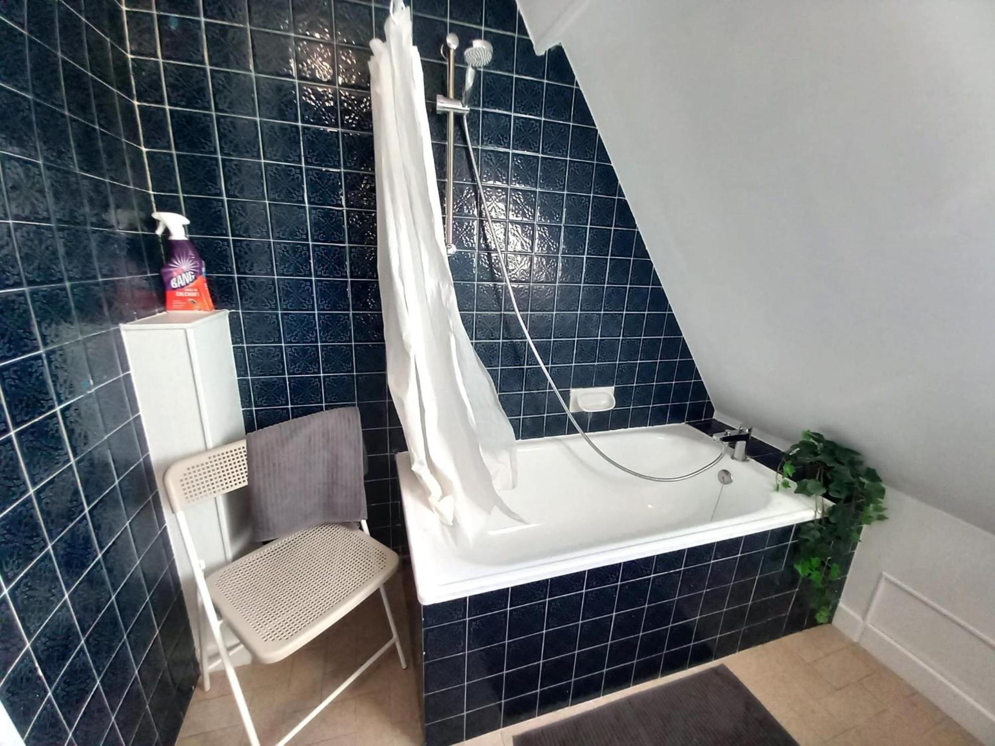 St-Quentin-En-Yvelines Plusieurs Appartements Avec Parking Trappes Room photo