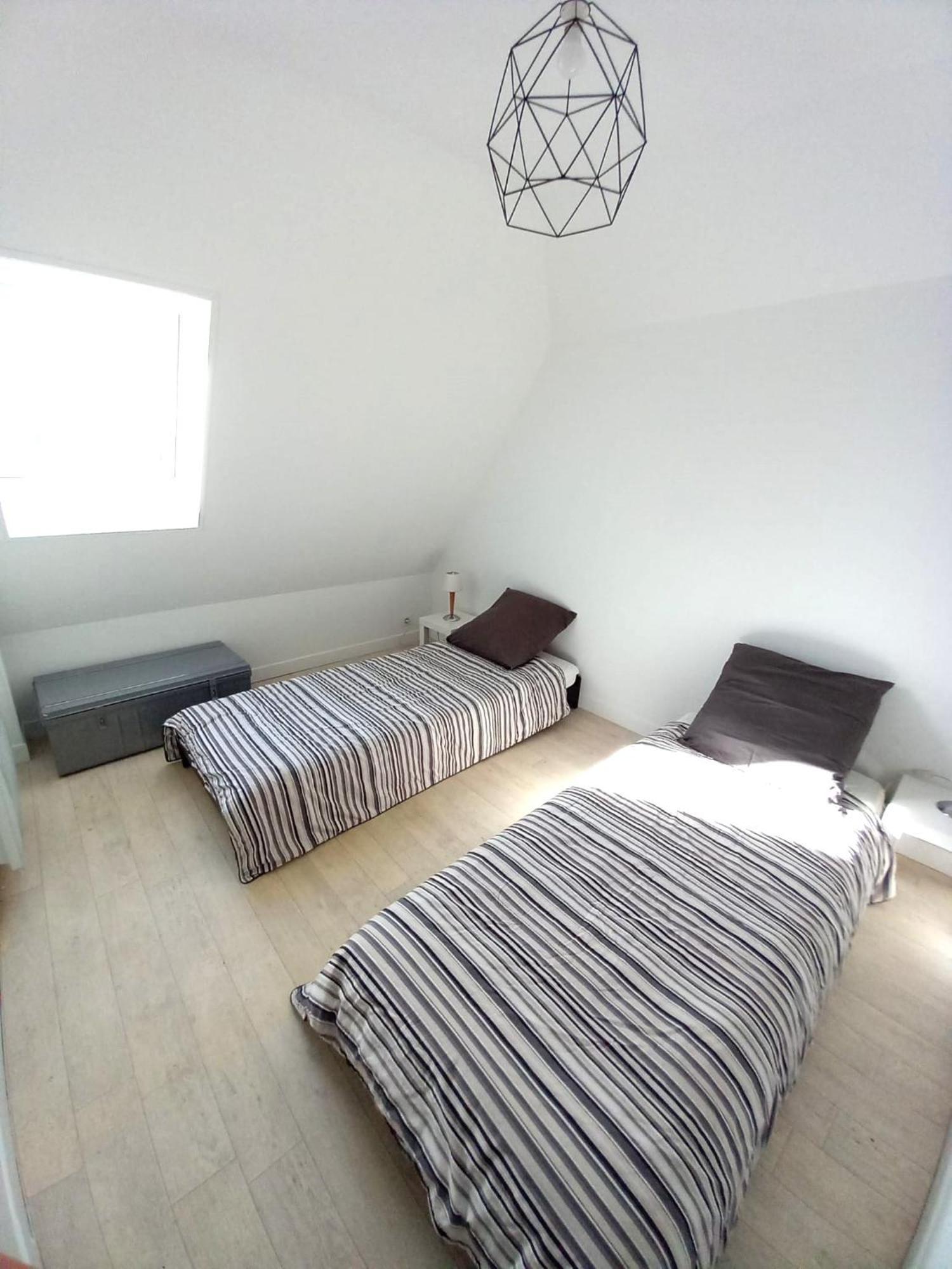 St-Quentin-En-Yvelines Plusieurs Appartements Avec Parking Trappes Room photo